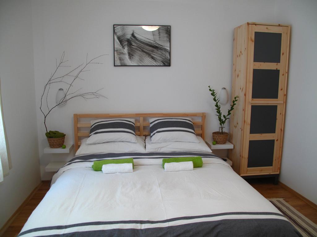 Plitvička Jezera Guesthouse Bor Plitvice Lakes חדר תמונה