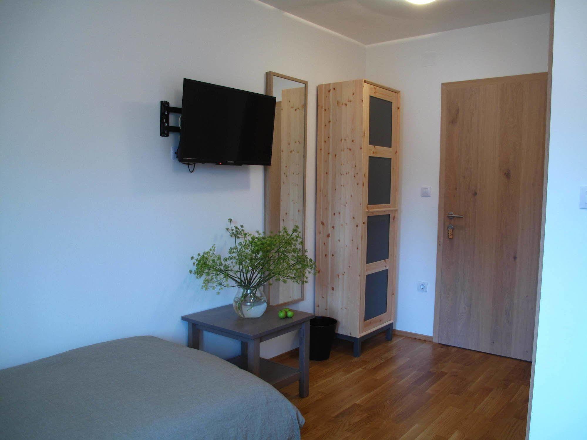 Plitvička Jezera Guesthouse Bor Plitvice Lakes מראה חיצוני תמונה