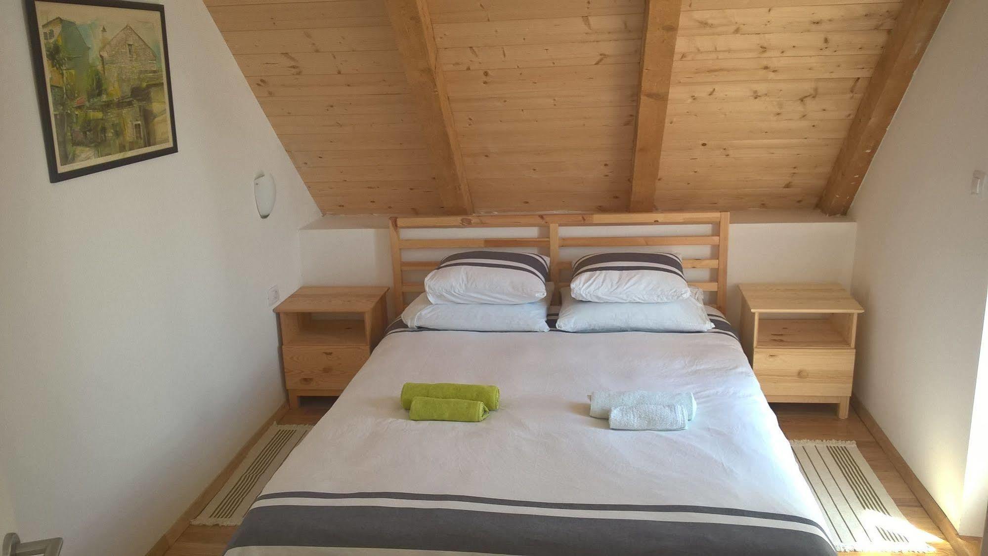 Plitvička Jezera Guesthouse Bor Plitvice Lakes מראה חיצוני תמונה